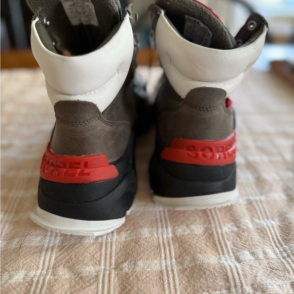 Women’s Sorel Kinetic Rnegd Boot - Picture 2 of 7